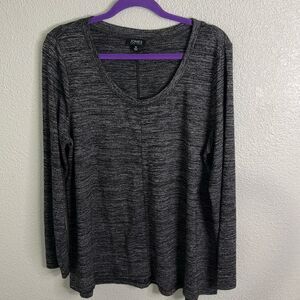 Jones, New York- Heather gray long sleeve classic tee- size extra large